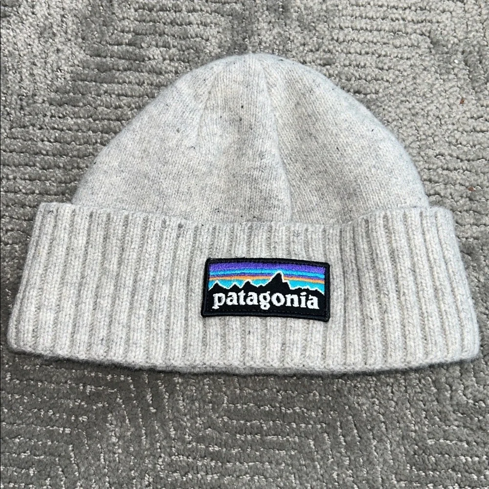 Patagonia Brodeo Beanie Gray  Logo Wool Blend Outdoors